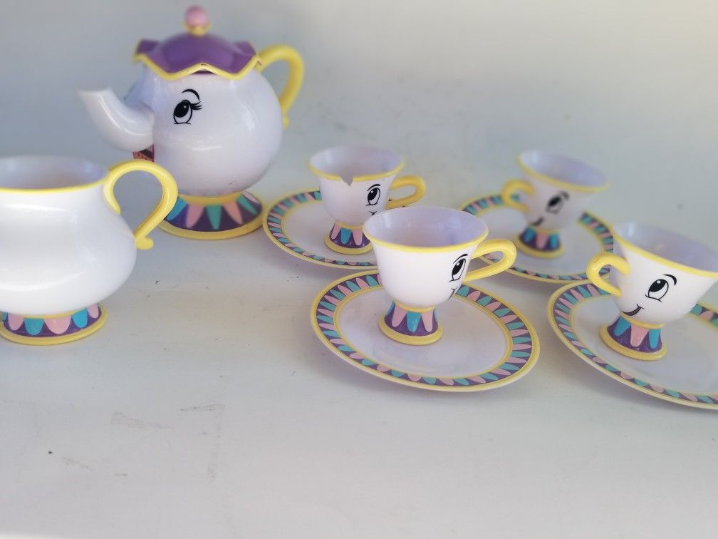 10 pc Disney Beauty & Beast Mrs Potts Sounds Teapot Plastic Toy Tea Set WORKS. 