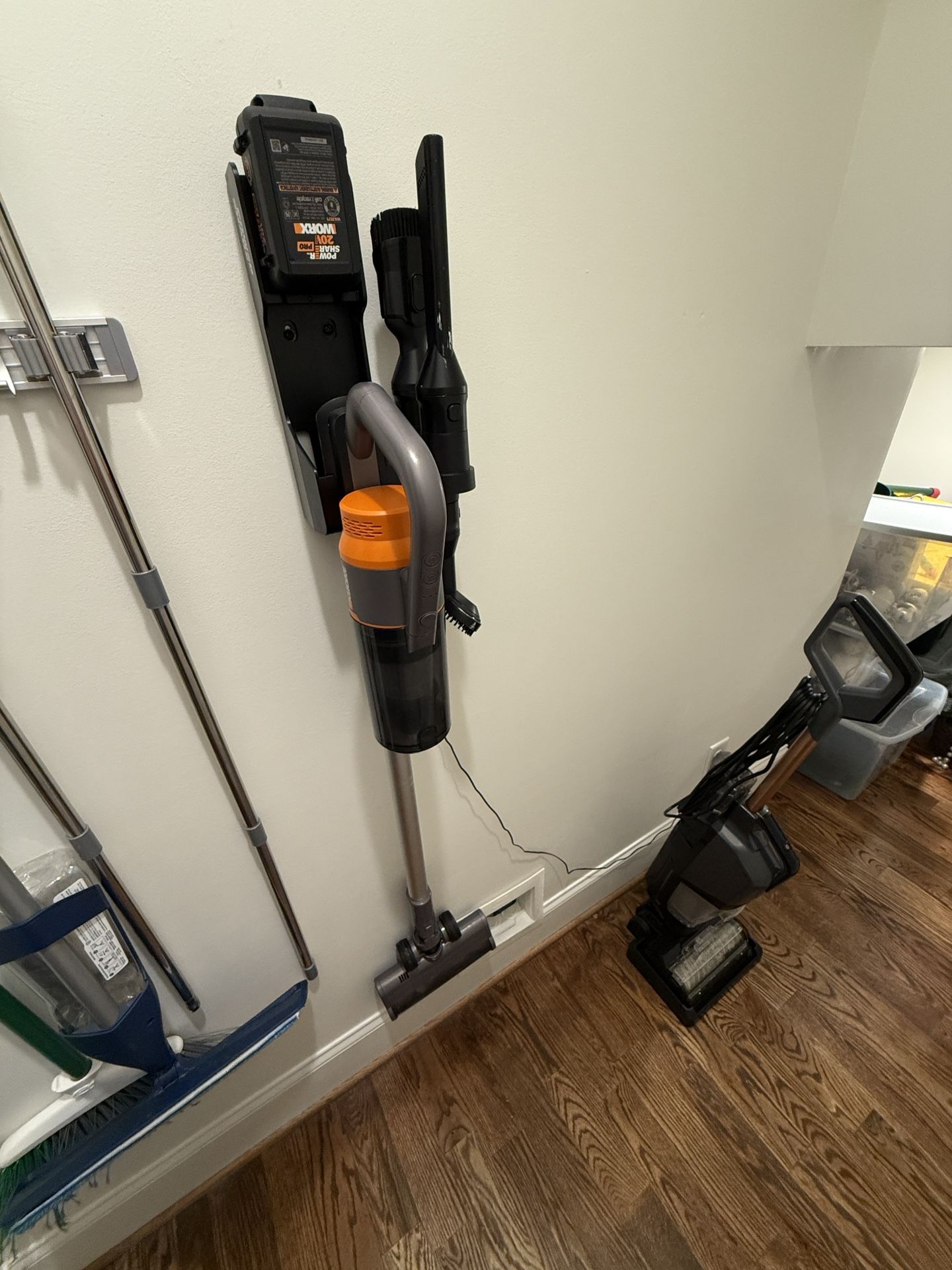 Cordless Vacuum by Worx
