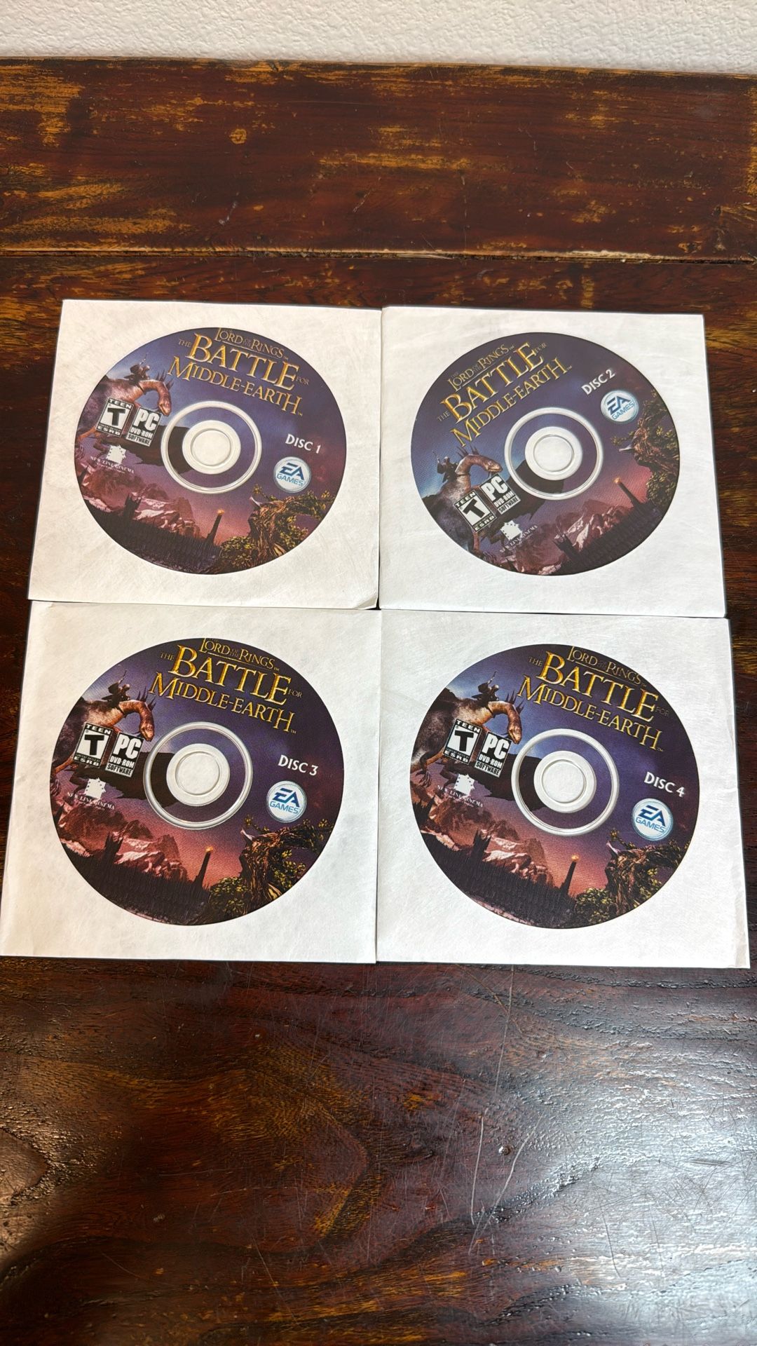 Lord of the Rings: 4 Disc The Battle for Middle-earth Anthology PC Game