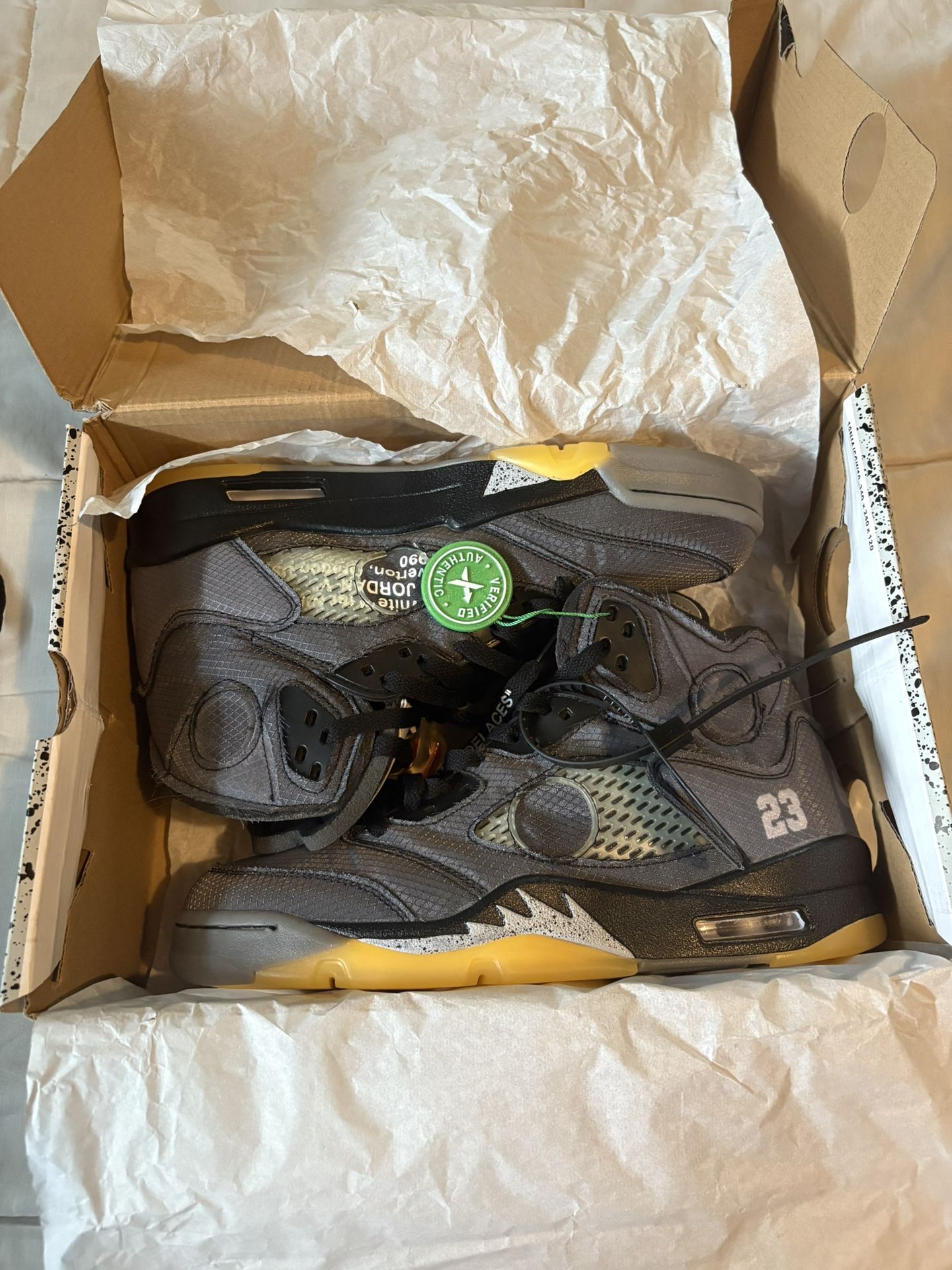 OFF WHITE X Air Jordan 5 Retro “Muslin” SP