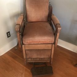 Antique Koken Barber Chair – Late 1800s/ Early 1900s – Heavy, Pickup Only