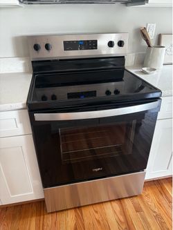 Brand new electric stove/oven
