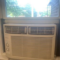 Frigidaire Air Conditioner 