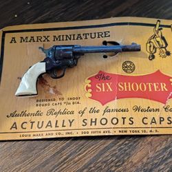 Vintage 1950's Louis Marx Miniature Six Shooter Diecast Gun