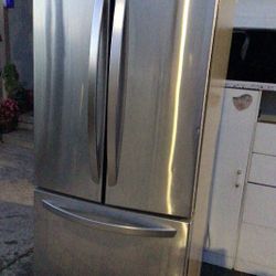 LG French Door Refrigerator ❄️