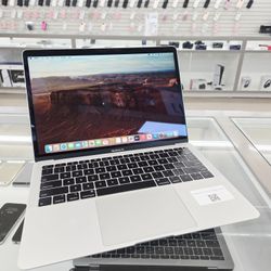 MacBook Air i5 2019
