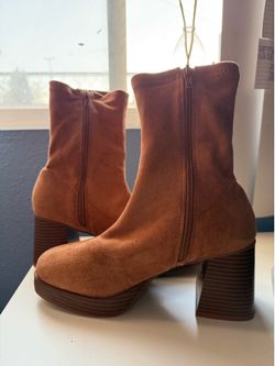 brown heel boots