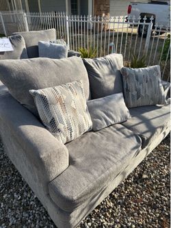 Sofa set for free