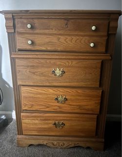 Wood 5-Drawer Chest Dresser