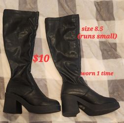 Black Boots READ DESCRIPTION 