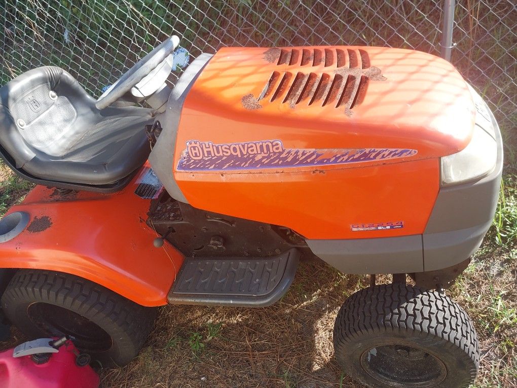 Tractor Husqvarna