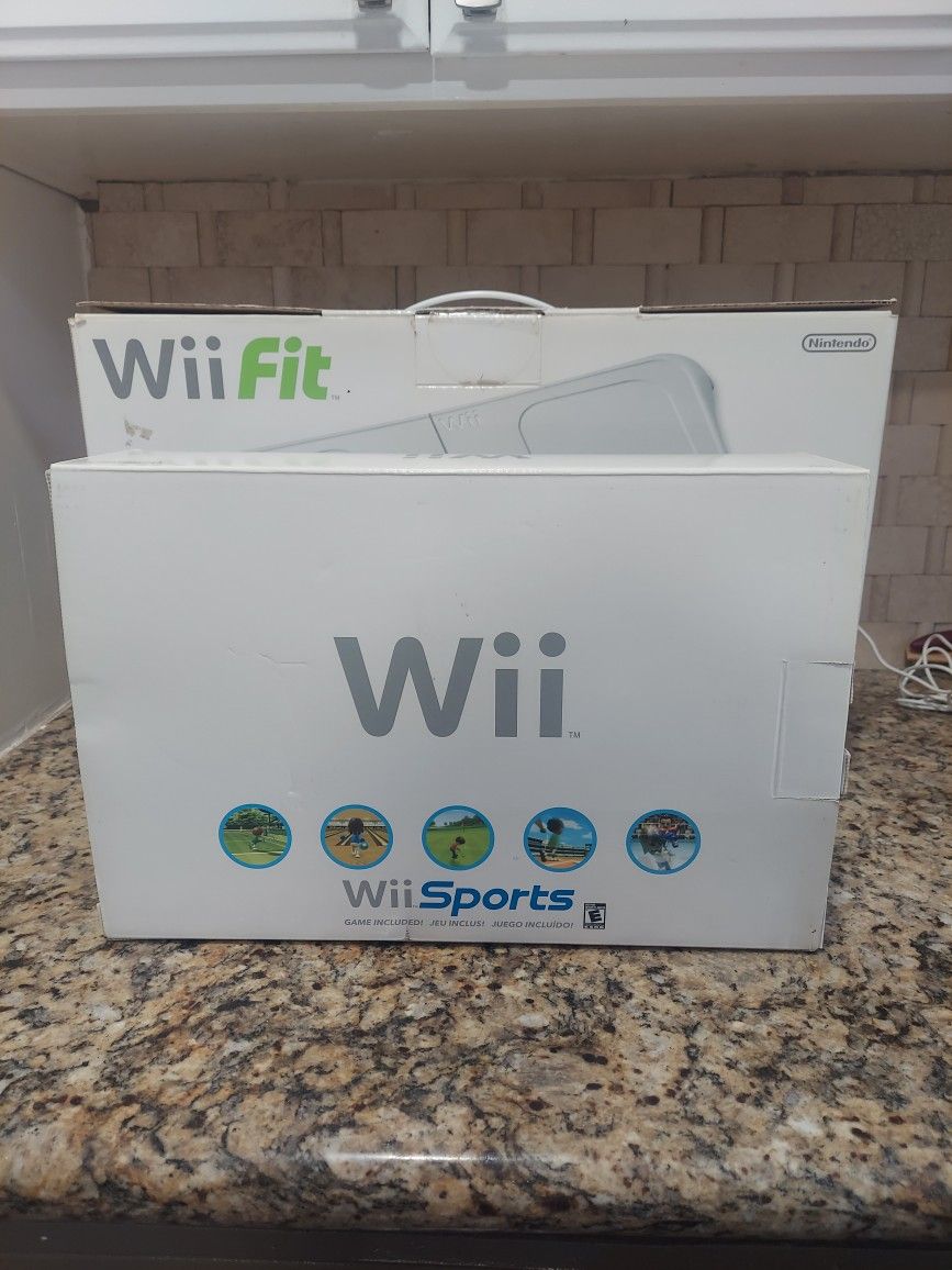 Wii Console & Wii Fit