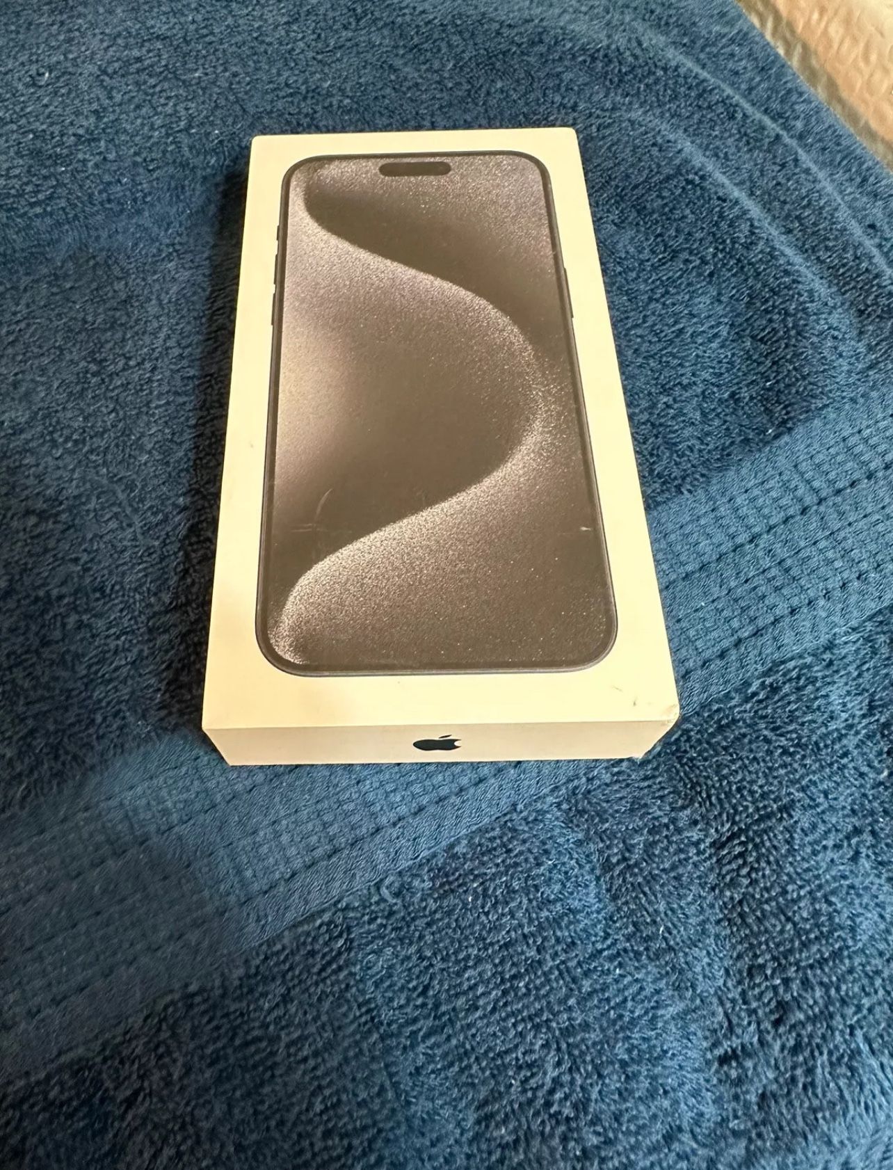 iPhone 15 Pro max UNLOCKED