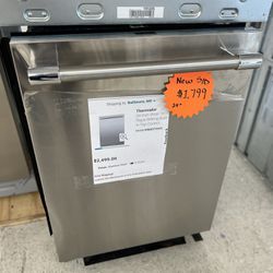 New Scratch And Dent Thermador Dishwasher Stainless Steel 24” 