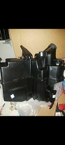 NISSAN ALTIMA WASHER RESERVOIR ASSEMBLY