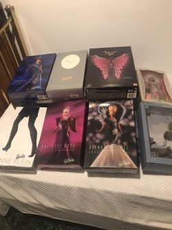 8 collection of Barbie all new