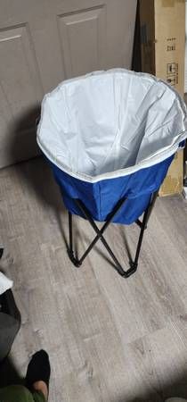 Insulated Upright Collapsible Ice Chest / Lake Cooler – [blue