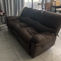 Reclining Couch 
