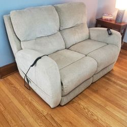 Power Reclining Loveseat