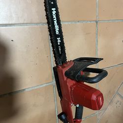 Homelite Electric Chainsaw 16" 9 Amp Tool-Less Chain Tensioning, Automatic Oiler