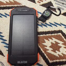 blavor solar power bank