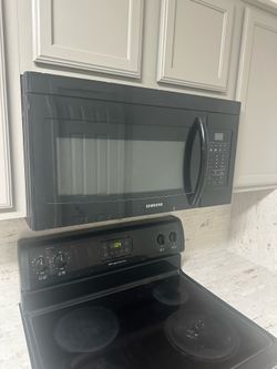 Samsung Over the Range Microwave OBO