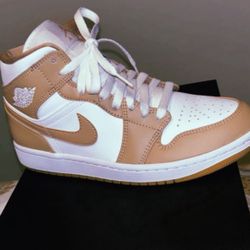 Air Jordan’s Nike Dunks!!!