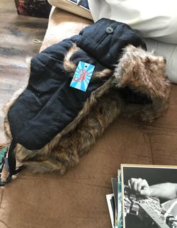 TRAPPER HUNTER HAT WITH HIDDEN FLASK POCKET