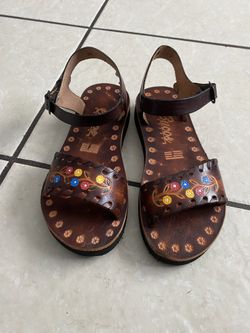 Mexican Shoes (Size 7 )