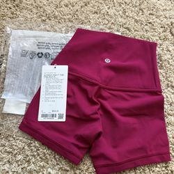 NEW Lululemon Align 4” Shorts Size 0