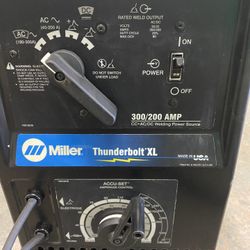 Miller AC/DC Thunderbolt XL Welder 300 Amp