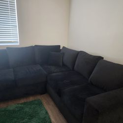  2 Piece Black High  Quality Velvet Sectional Couch Selling For $750. Price Is Negotiable
