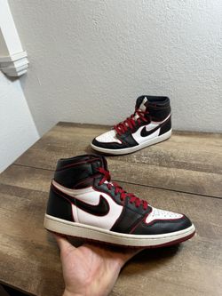 Size 10.5 - Nike Air Jordan 1 Retro High OG Bloodline Mens 555088-062 Shoes
