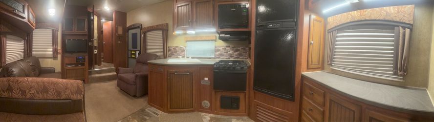 Travel Trailer Fifth Wheel