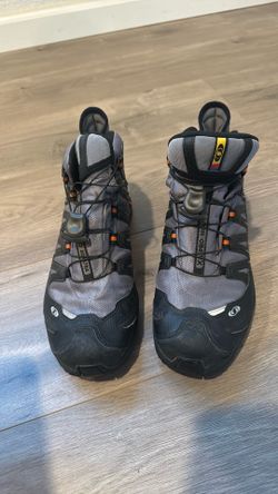 This is a Salomon XA Pro 3D Mid GTX trail running shoe