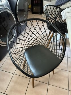 2-CB2 Chairs