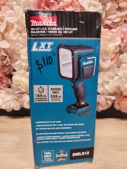 Makita
18V LXT Lithium-Ion Cordless L.E.D. Flashlight / Spotlight (Light Only)