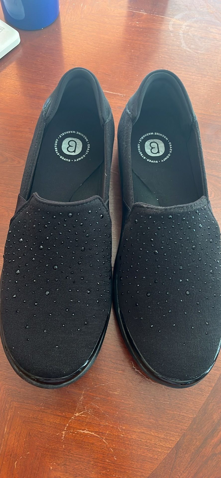 Bee’s Woman’s Shoe’s