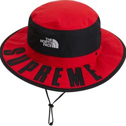 Supreme TNF Arc Logo Horizon Breeze Red Hat