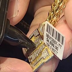 Gold And Diamond Pendant 