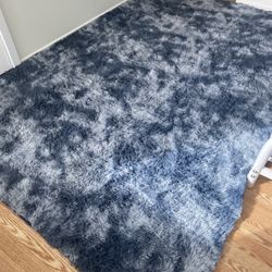  Like NEW 6 X 9 Super Soft Shag Tie Dye Rug
