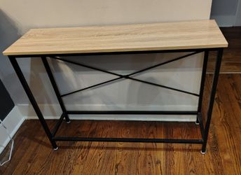 Table / Entry Table / Accent Table