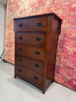 FREE DELIVERY - Chest of Drawers