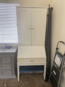 Hutch Desk & Storage Bench Seat