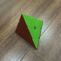 Triangle (Pyraminx) Rubik’s Cube
