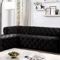 ZENAIDE SECTIONAL

