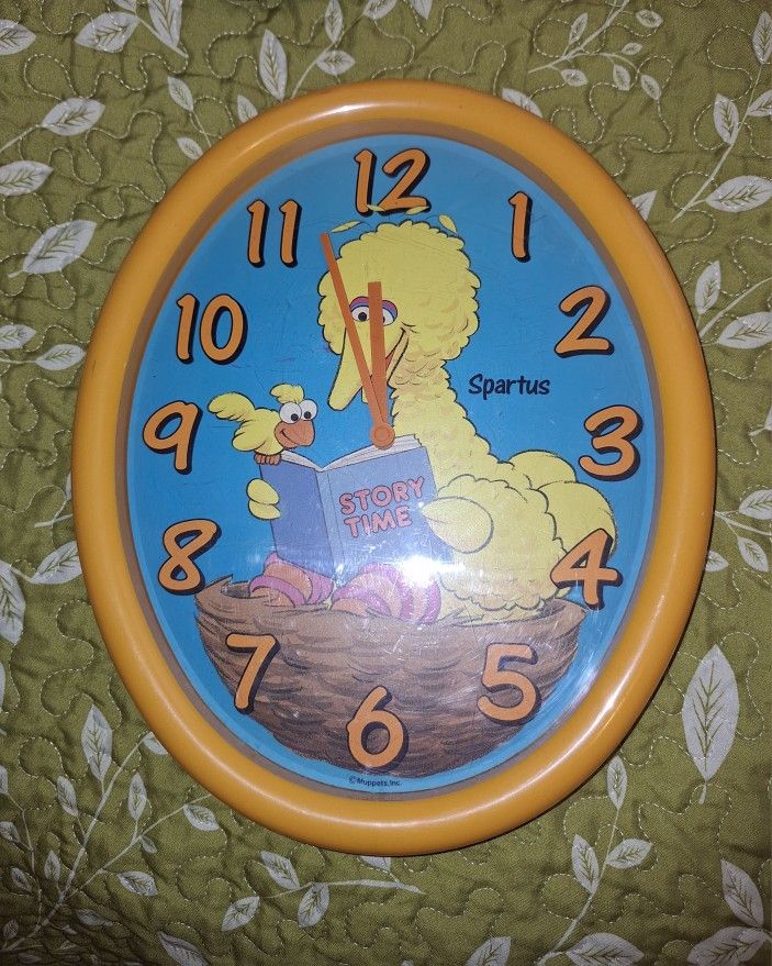 Vintage Big Bird Clock