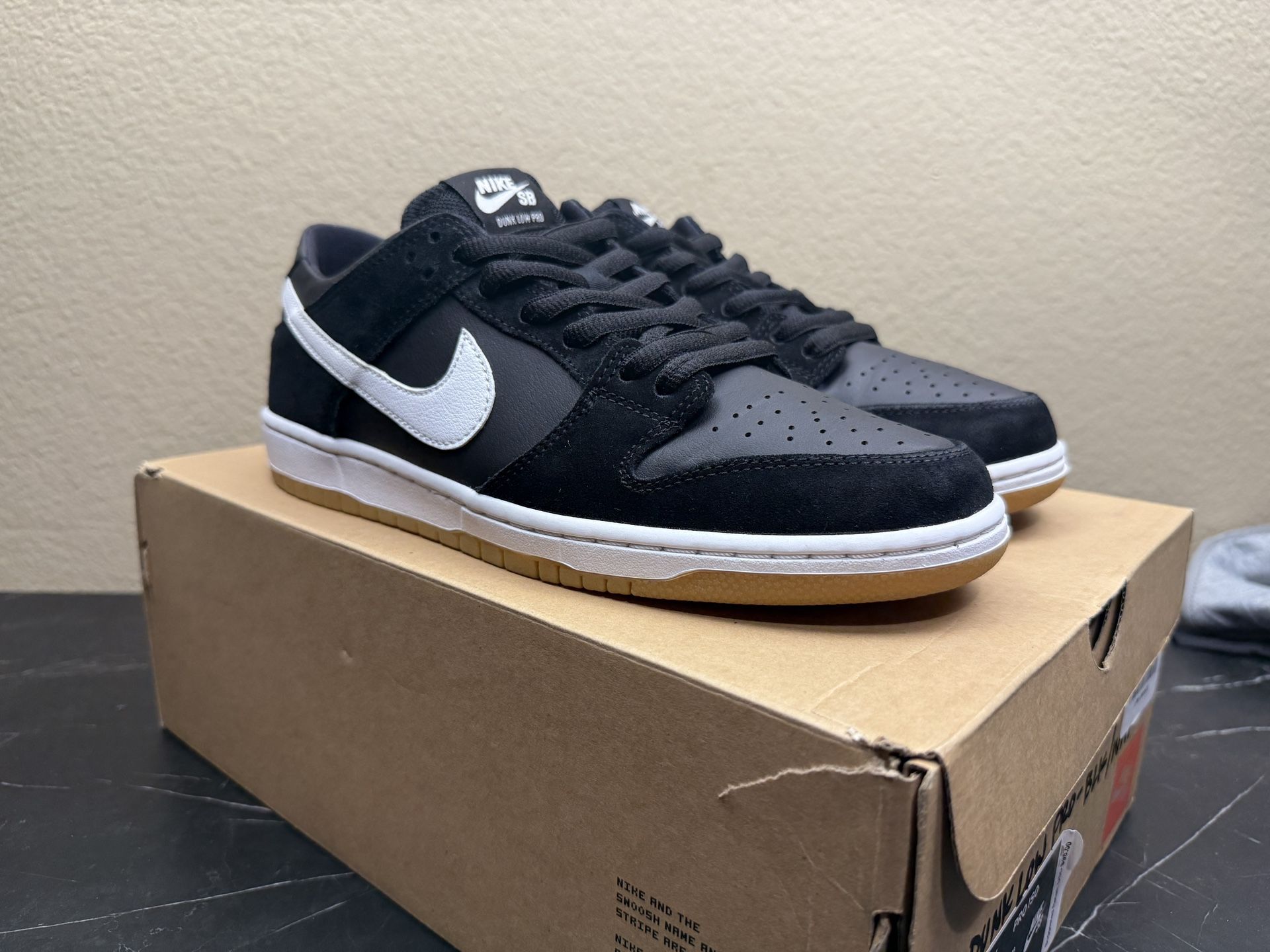 Nike Dunk Sb Low Pro Black Gum - 10