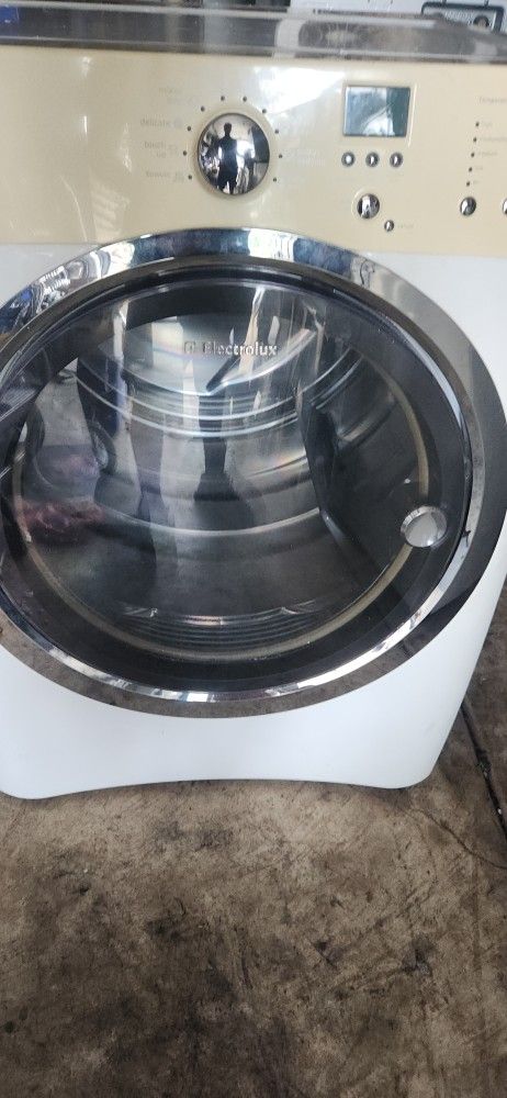 Electrolux Gas Dryer