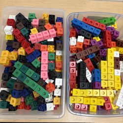 Connecting Unifix Cubes